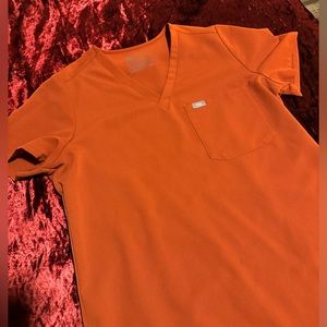 Figs scrub top- Auburn